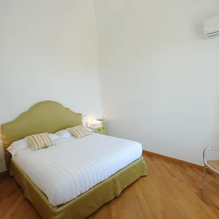 Bed & Breakfast Maremaris 2*