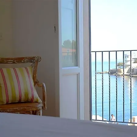 Bed & Breakfast Maremaris Trani