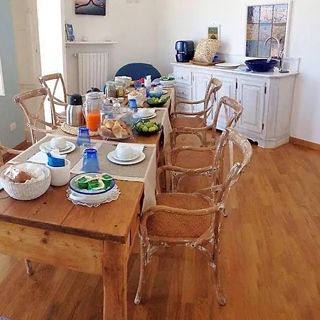 Maremaris Bed & Breakfast